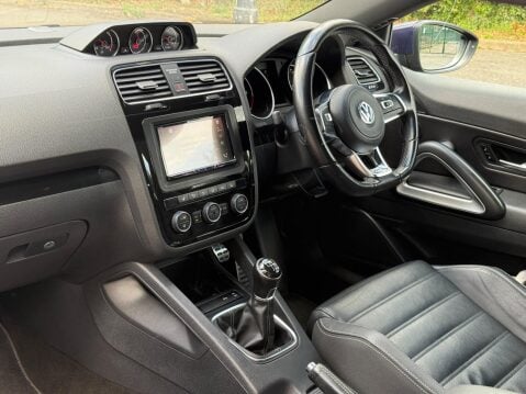 Volkswagen Scirocco 2.0 TDI BlueMotion Tech R-Line Euro 6 (s/s) 3dr 19