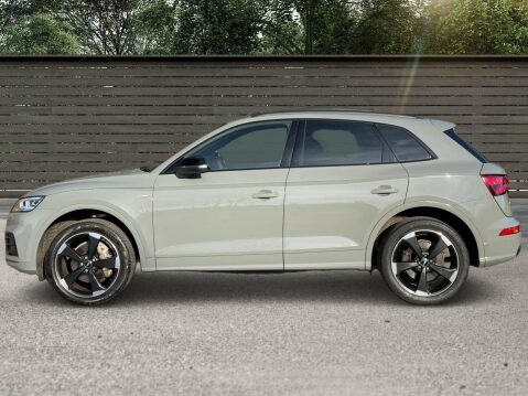 Audi Q5 2.0 TFSI 45 Black Edition S Tronic quattro Euro 6 (s/s) 5dr 11