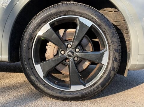 Audi Q5 2.0 TFSI 45 Black Edition S Tronic quattro Euro 6 (s/s) 5dr 34