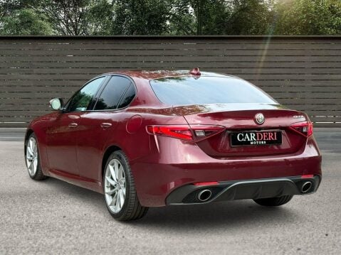 Alfa Romeo Giulia 2.2 TD Speciale Auto Euro 6 (s/s) 4dr 13