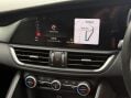 Alfa Romeo Giulia 2.2 TD Speciale Auto Euro 6 (s/s) 4dr 28