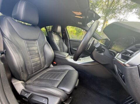 BMW 3 Series 2.0 330e 12kWh M Sport Auto Euro 6 (s/s) 4dr 19