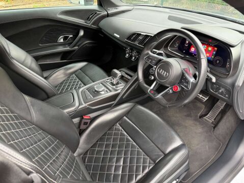 Audi R8 5.2 FSI V10 Plus S Tronic quattro Euro 6 (s/s) 2dr 23