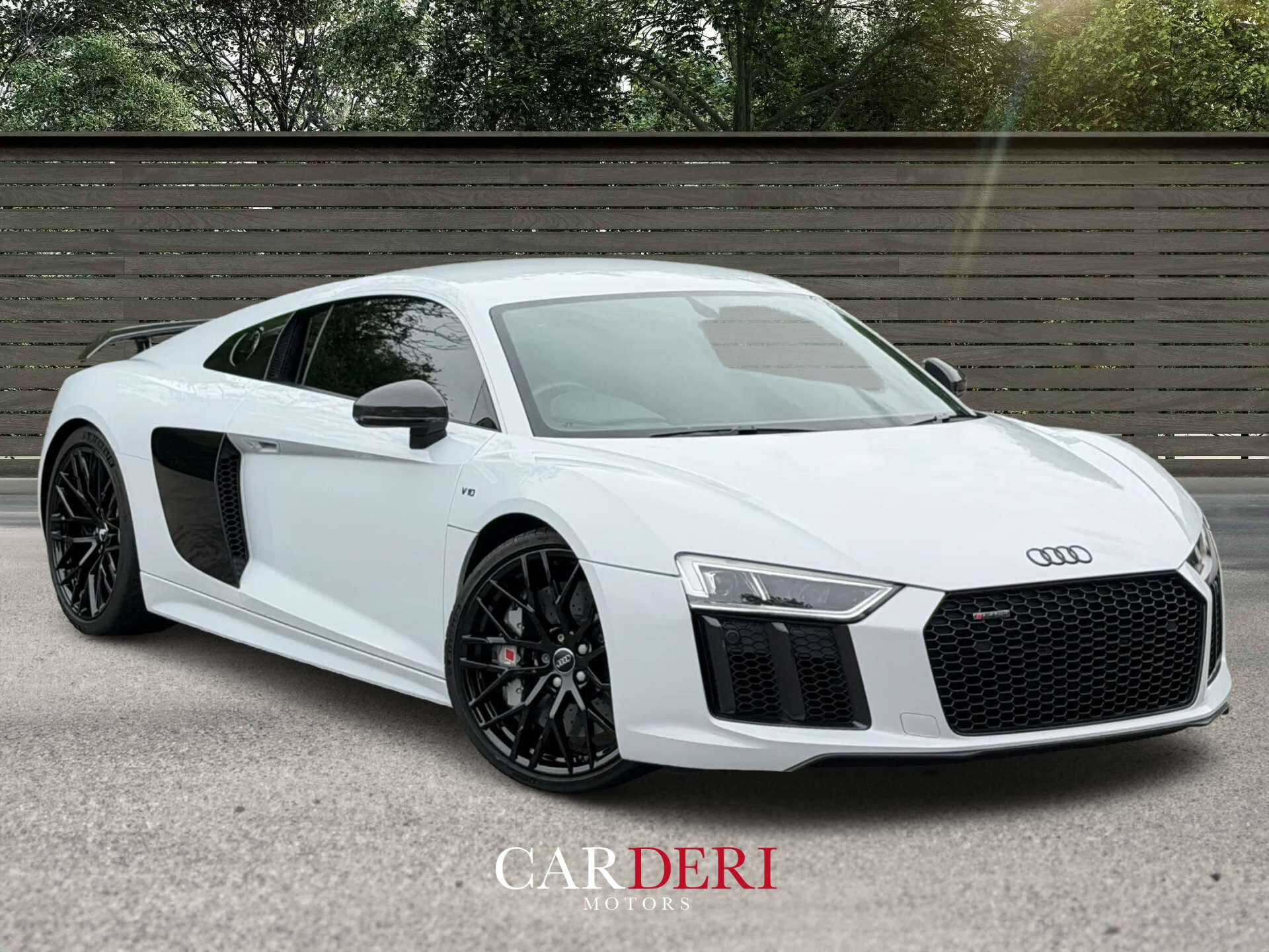 Audi R8