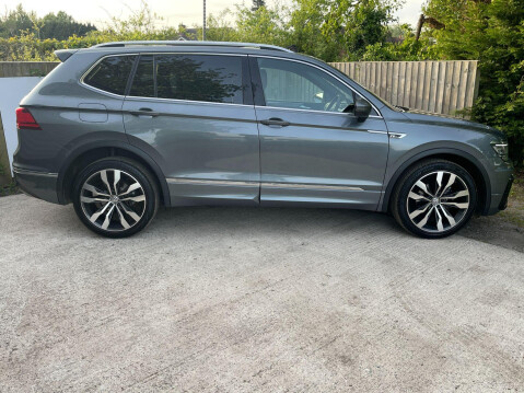 Volkswagen Tiguan Allspace 2.0 TDI R-Line DSG 4Motion Euro 6 (s/s) 5dr 3