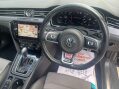 Volkswagen Passat 2.0 TDI R-Line DSG Euro 6 (s/s) 5dr 31