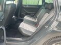 Volkswagen Passat 2.0 TDI R-Line DSG Euro 6 (s/s) 5dr 16