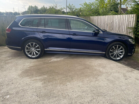 Volkswagen Passat 2.0 TDI R-Line Euro 6 (s/s) 5dr 3