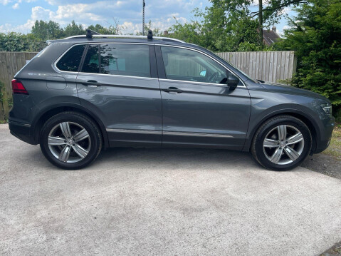 Volkswagen Tiguan 2.0 TDI SEL 4Motion Euro 6 (s/s) 5dr 3