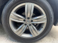 Volkswagen Tiguan 2.0 TDI SEL 4Motion Euro 6 (s/s) 5dr 38