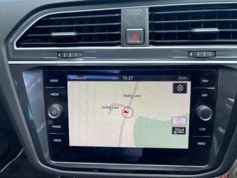 Volkswagen Tiguan 2.0 TDI SEL 4Motion Euro 6 (s/s) 5dr 24