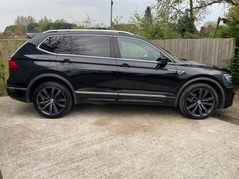 Volkswagen Tiguan Allspace 2.0 TDI R-Line DSG Euro 6 (s/s) 5dr 2