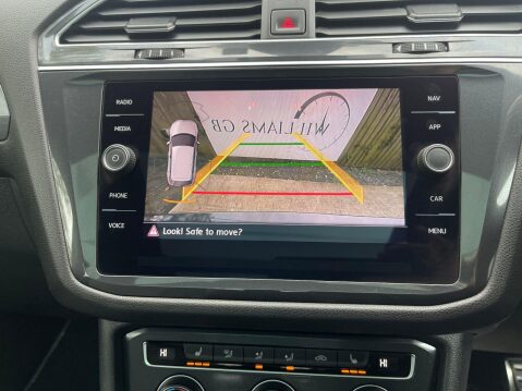Volkswagen Tiguan Allspace 2.0 TDI R-Line DSG Euro 6 (s/s) 5dr 32