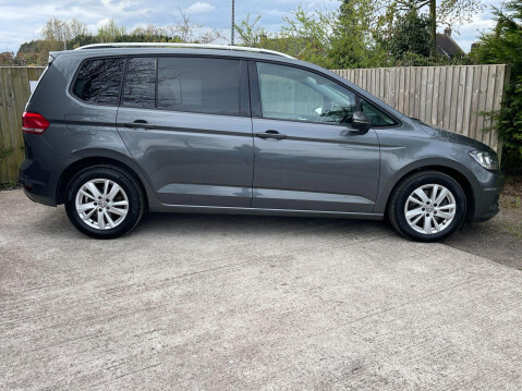 Volkswagen Touran 2.0 TDI SE Family Euro 6 (s/s) 5dr 3