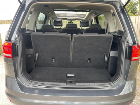 Volkswagen Touran 2.0 TDI SE Family Euro 6 (s/s) 5dr 15