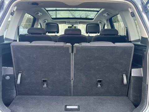 Volkswagen Touran 2.0 TDI SE Family Euro 6 (s/s) 5dr 11