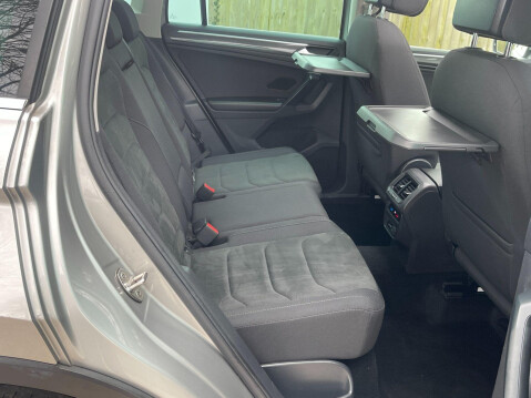 Volkswagen Tiguan 2.0 TDI SEL DSG Euro 6 (s/s) 5dr 16