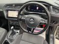 Volkswagen Tiguan 2.0 TDI SEL DSG Euro 6 (s/s) 5dr 23