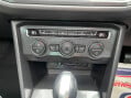 Volkswagen Tiguan 2.0 TDI SEL DSG Euro 6 (s/s) 5dr 26