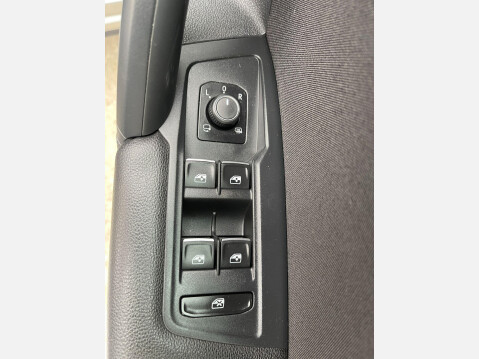 Volkswagen Tiguan 2.0 TDI SEL DSG Euro 6 (s/s) 5dr 36