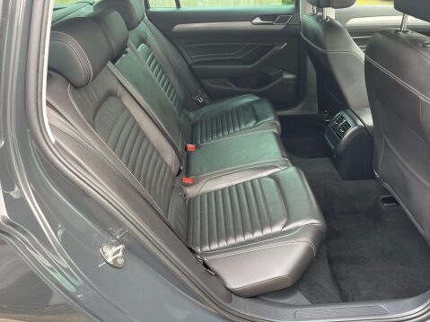 Volkswagen Passat 2.0 TDI EVO SEL DSG Euro 6 (s/s) 5dr 14