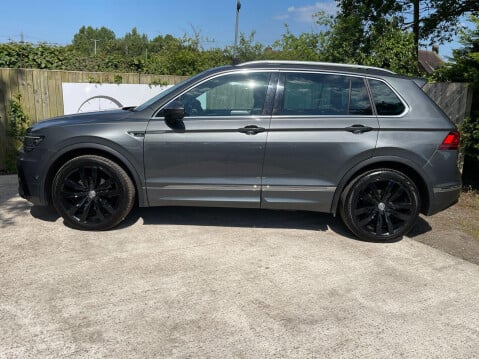 Volkswagen Tiguan 2.0 TDI R-Line Tech Euro 6 (s/s) 5dr 13