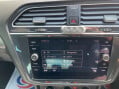 Volkswagen Tiguan 2.0 TDI R-Line Tech Euro 6 (s/s) 5dr 27