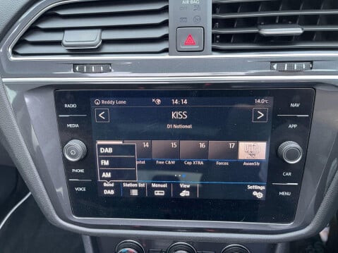 Volkswagen Tiguan Allspace 2.0 TDI SEL Euro 6 (s/s) 5dr 25