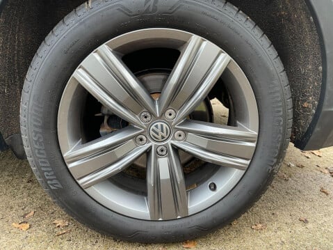 Volkswagen Tiguan Allspace 2.0 TDI SEL Euro 6 (s/s) 5dr 38