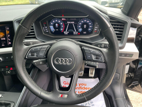 Audi A1 1.0 TFSI 30 S line Sportback Euro 6 (s/s) 5dr 15