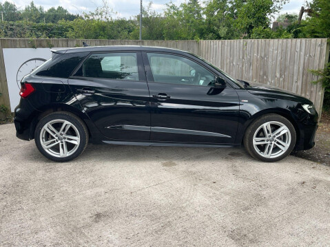 Audi A1 1.0 TFSI 30 S line Sportback Euro 6 (s/s) 5dr 3