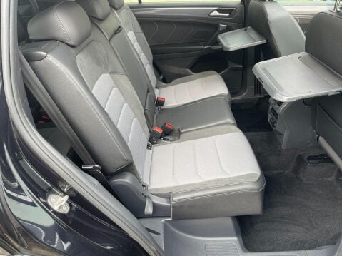 Volkswagen Tiguan Allspace 2.0 TDI R-Line Tech Euro 6 (s/s) 5dr 17