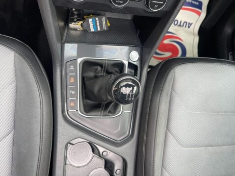 Volkswagen Tiguan Allspace 2.0 TDI R-Line Tech Euro 6 (s/s) 5dr 25