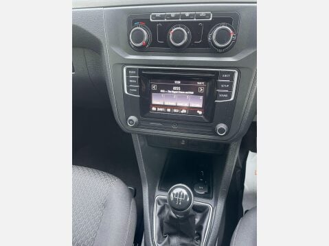 Volkswagen Caddy Maxi Life 2.0 TDI BlueMotion Tech Euro 6 (s/s) 5dr 17