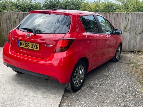 Toyota Yaris 1.4 D-4D Icon Euro 6 5dr 8