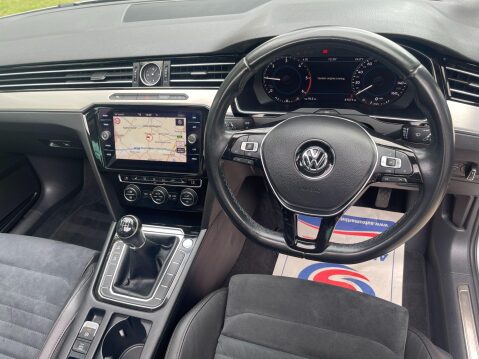 Volkswagen Passat 2.0 TDI GT Euro 6 (s/s) 5dr 10