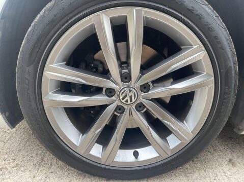 Volkswagen Passat 2.0 TDI GT Euro 6 (s/s) 5dr 21