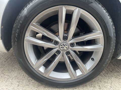 Volkswagen Passat 2.0 TDI GT Euro 6 (s/s) 5dr 19