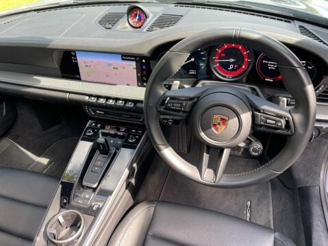 Porsche 911 3.0T 992 Carrera 4S PDK 4WD Euro 6 (s/s) 2dr 2