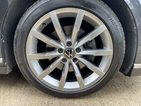 Volkswagen Passat 2.0 TDI EVO R-Line DSG Euro 6 (s/s) 5dr 34