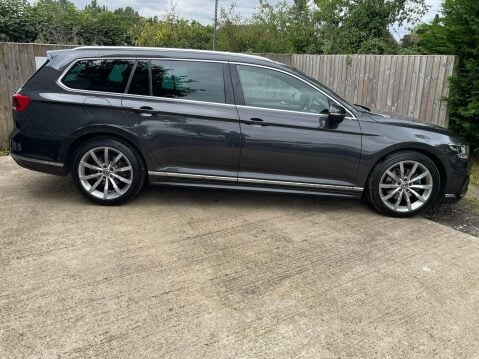 Volkswagen Passat 2.0 TDI EVO R-Line DSG Euro 6 (s/s) 5dr 3