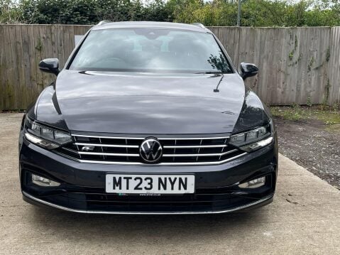 Volkswagen Passat 2.0 TDI EVO R-Line DSG Euro 6 (s/s) 5dr 8
