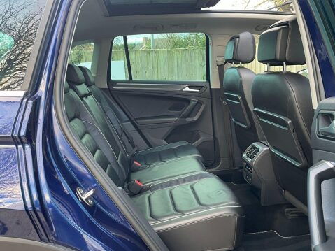 Volkswagen Tiguan 2.0 TDI SEL SUV 5dr Diesel DSG 4Motion Euro 6 (s/s) (150 ps) 11