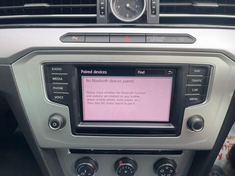 Volkswagen Passat 2.0 TDI BlueMotion Tech SE Business Euro 6 (s/s) 5dr 22