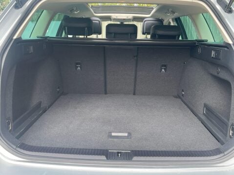 Volkswagen Passat 2.0 TDI GT Euro 6 (s/s) 5dr 31