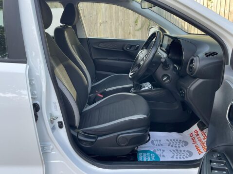 Hyundai i10 1.0 SE Connect Auto Euro 6 (s/s) 5dr 11