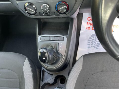 Hyundai i10 1.0 SE Connect Auto Euro 6 (s/s) 5dr 16