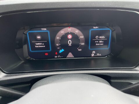 Volkswagen Caddy 2.0 TDI Euro 6 (s/s) 5dr 29