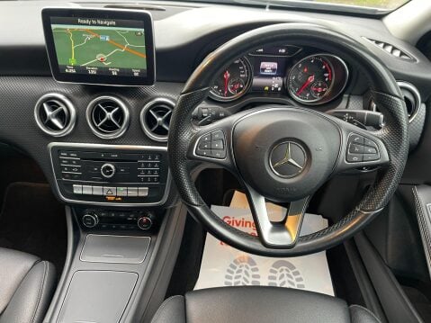 Mercedes-Benz A Class 2.1 A200d Sport (Premium) 7G-DCT Euro 6 (s/s) 5dr 15
