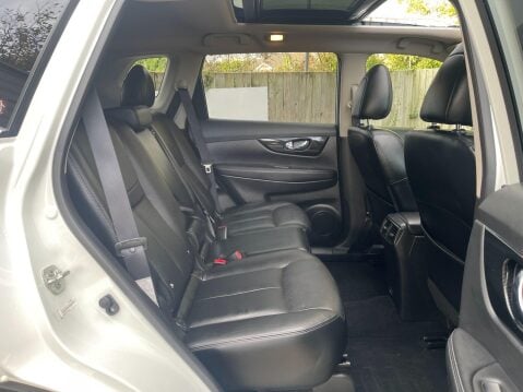 Nissan X-Trail 1.7 dCi Tekna 4WD Euro 6 (s/s) 5dr 12